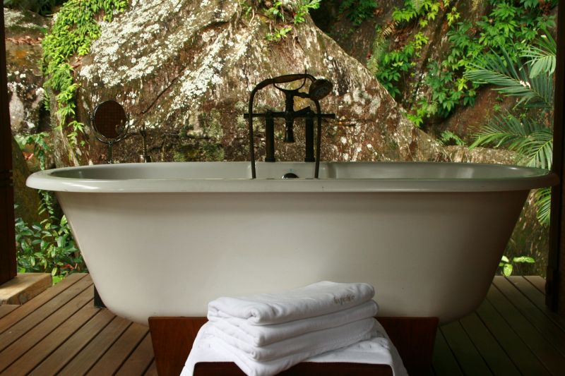 Top Bathtub Installation Companies in Ravenna, OH